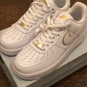 Nike Air, Air Force 1 Euro 40.5, women 9.5/men 7.5